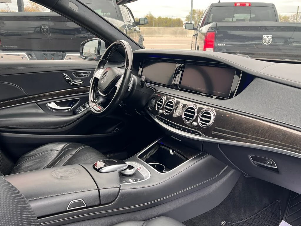 Mercedes-Benz S 63 AMG 4MATIC/ОБДУХВАНЕ/ПАНОРАМА/360/, снимка 15 - Автомобили и джипове - 54577913