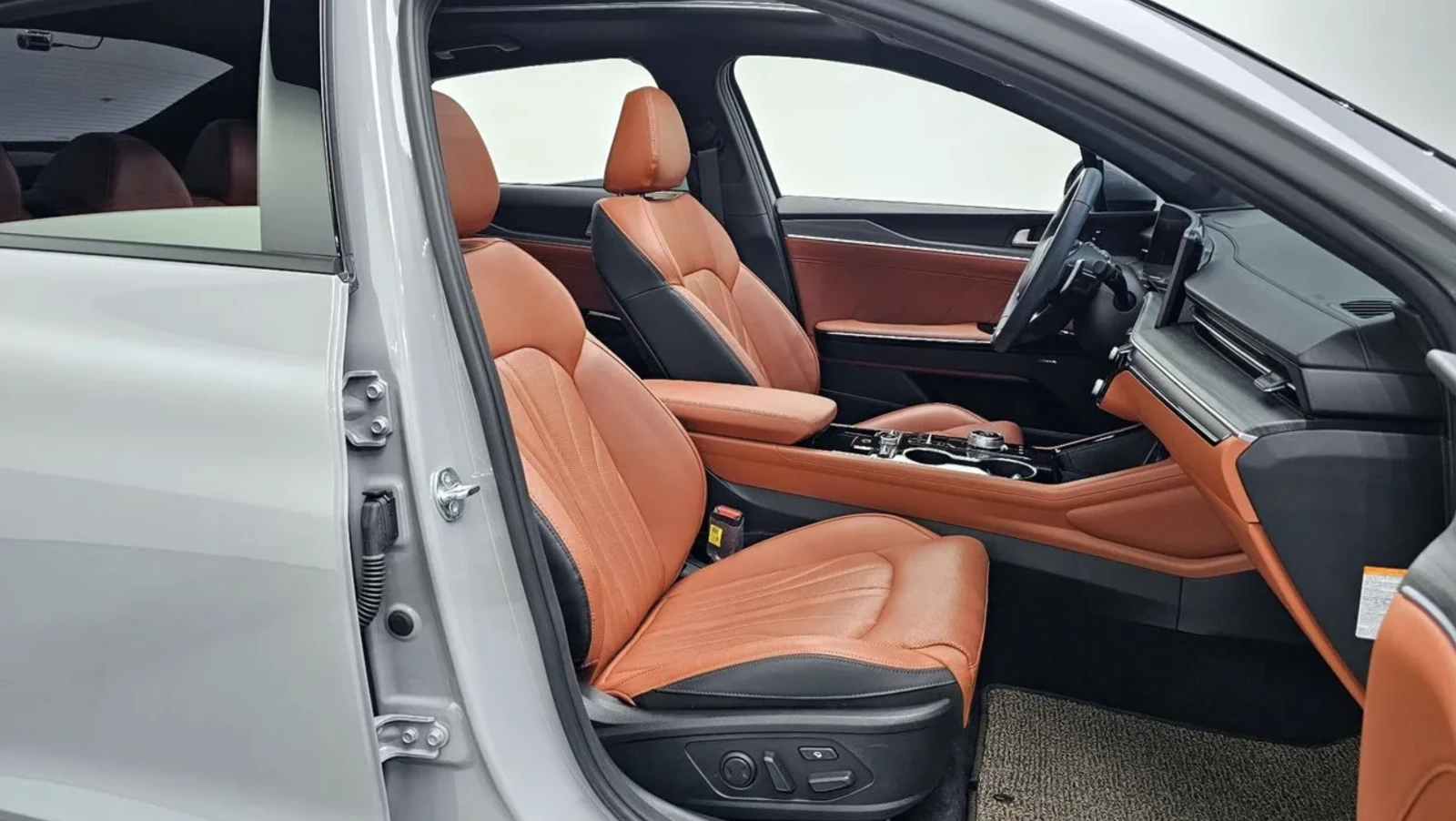 Kia K5 2.0 HYBRID / SIGNATURE / KRELL МУЗИКА / ПАНОРАМА, снимка 9 - Автомобили и джипове - 54751233