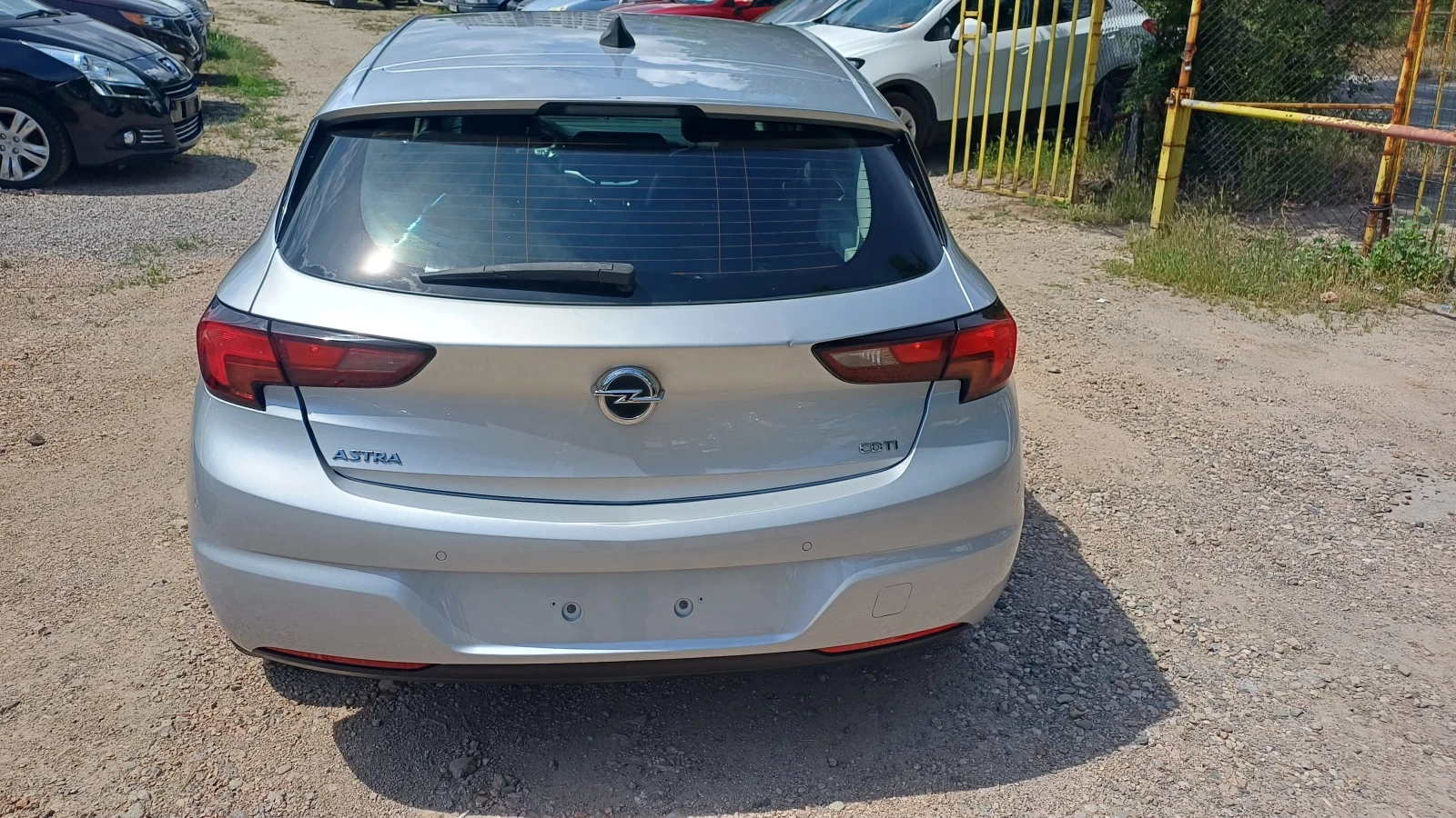 Opel Astra, снимка 4 - Автомобили и джипове - 54821377