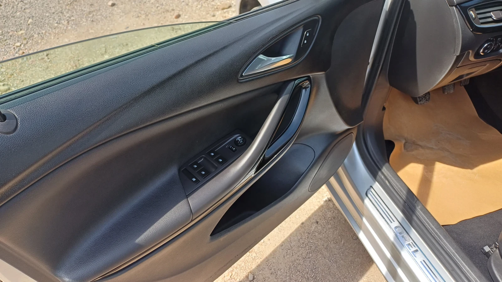Opel Astra, снимка 6 - Автомобили и джипове - 54821377