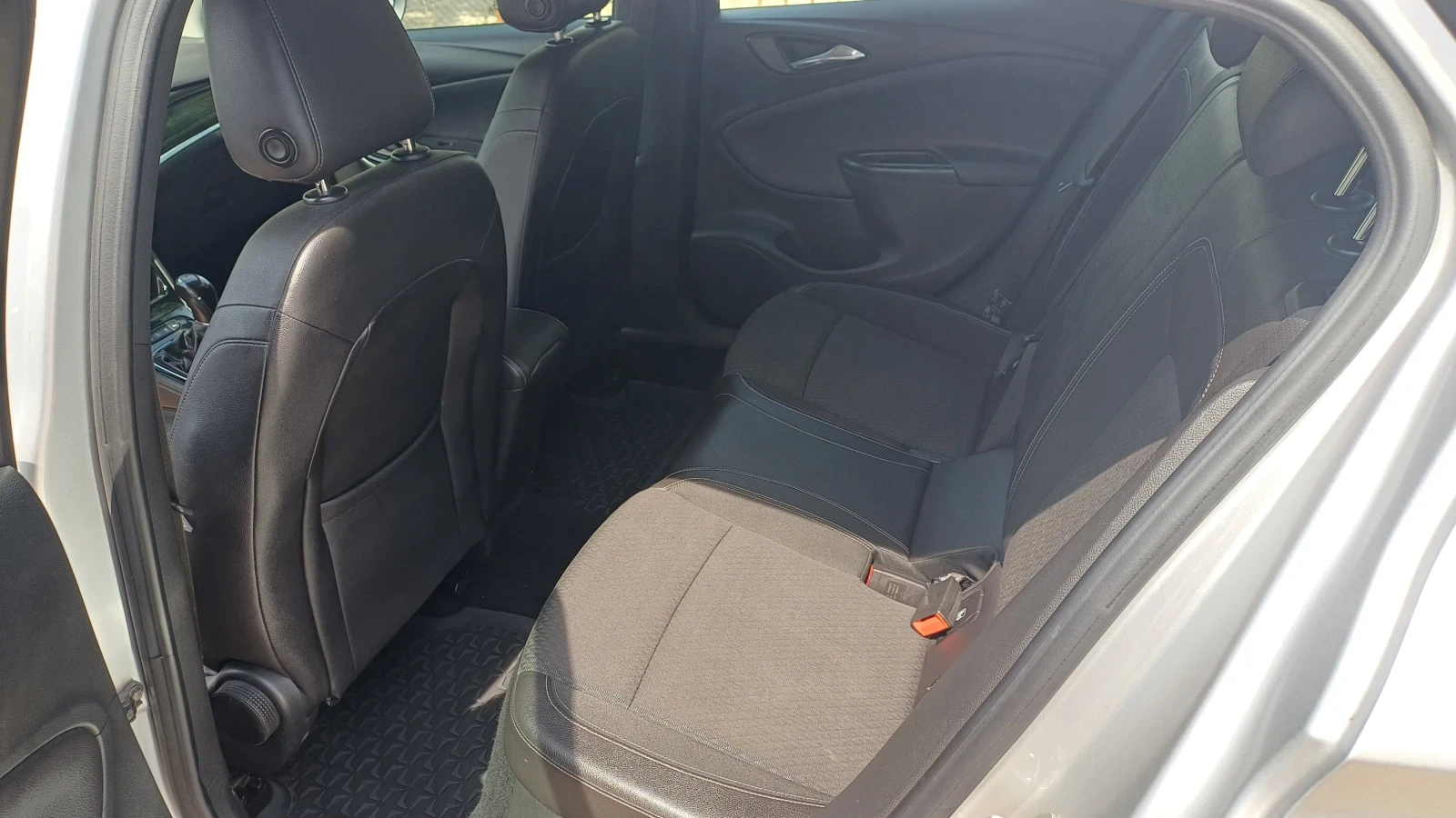 Opel Astra, снимка 7 - Автомобили и джипове - 54821377