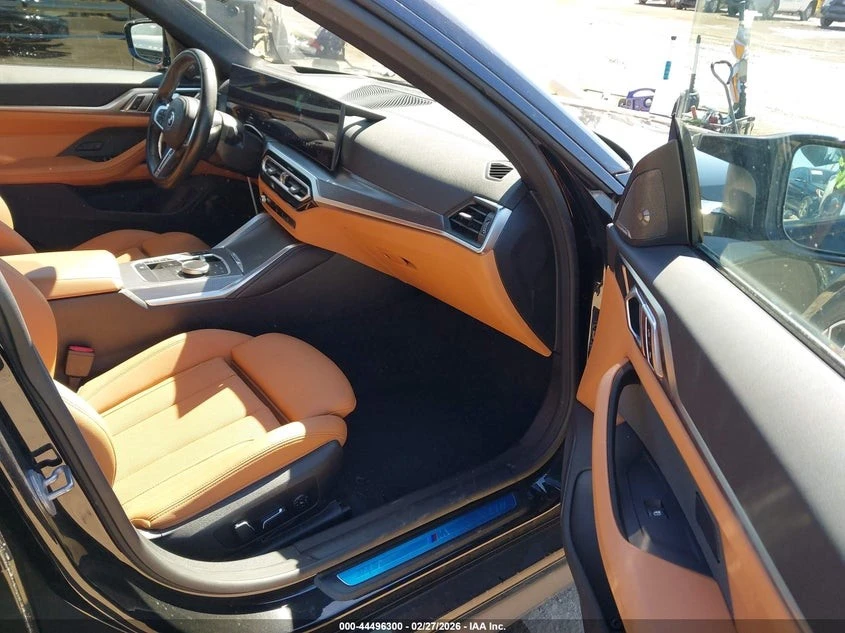 BMW i4 50* KEYLESS* AMBIENT* HARMAN* 360* СЛ.ЛЕНТИ, снимка 9 - Автомобили и джипове - 55008254