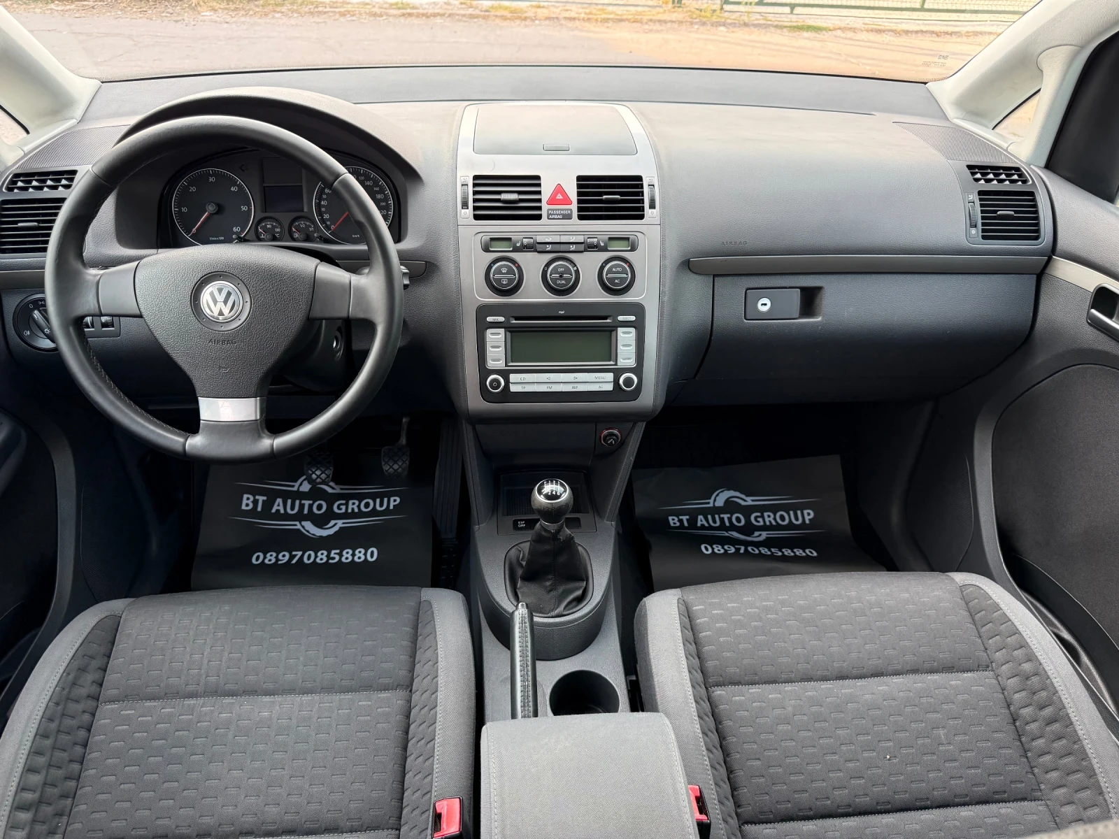VW Touran 1.9TDI 105PS , снимка 11 - Автомобили и джипове - 56090886