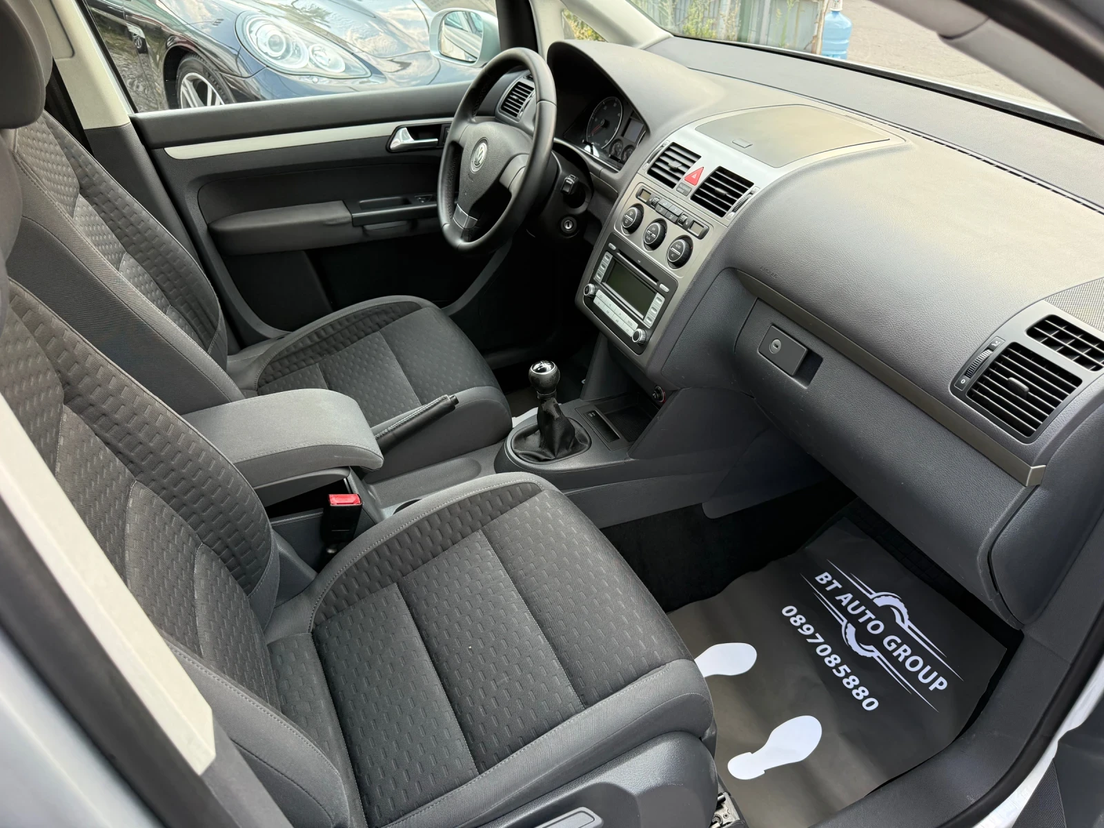 VW Touran 1.9TDI 105PS , снимка 14 - Автомобили и джипове - 56090886