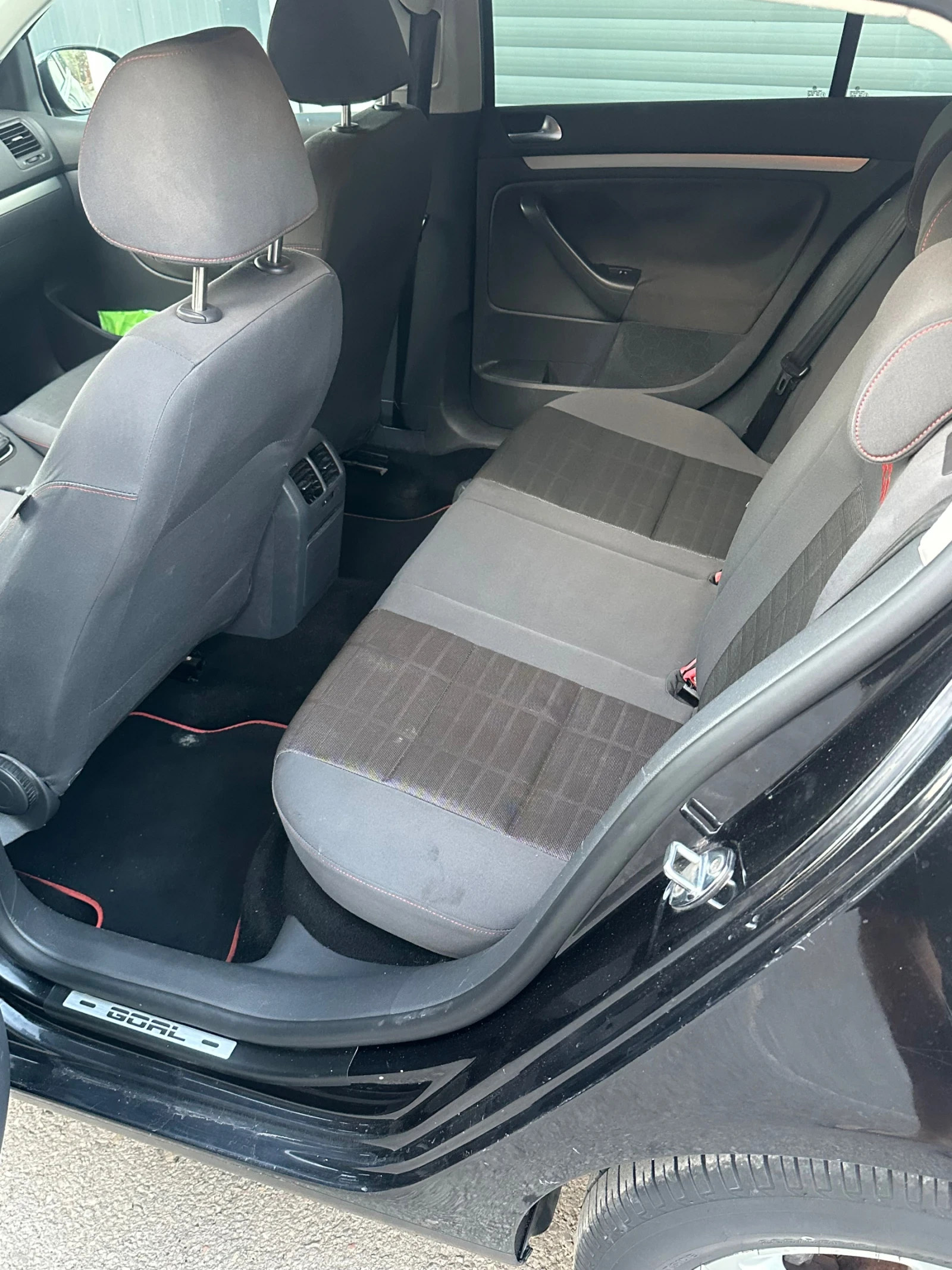 VW Golf 1.6 102 кс бензин газ, снимка 9 - Автомобили и джипове - 56210209