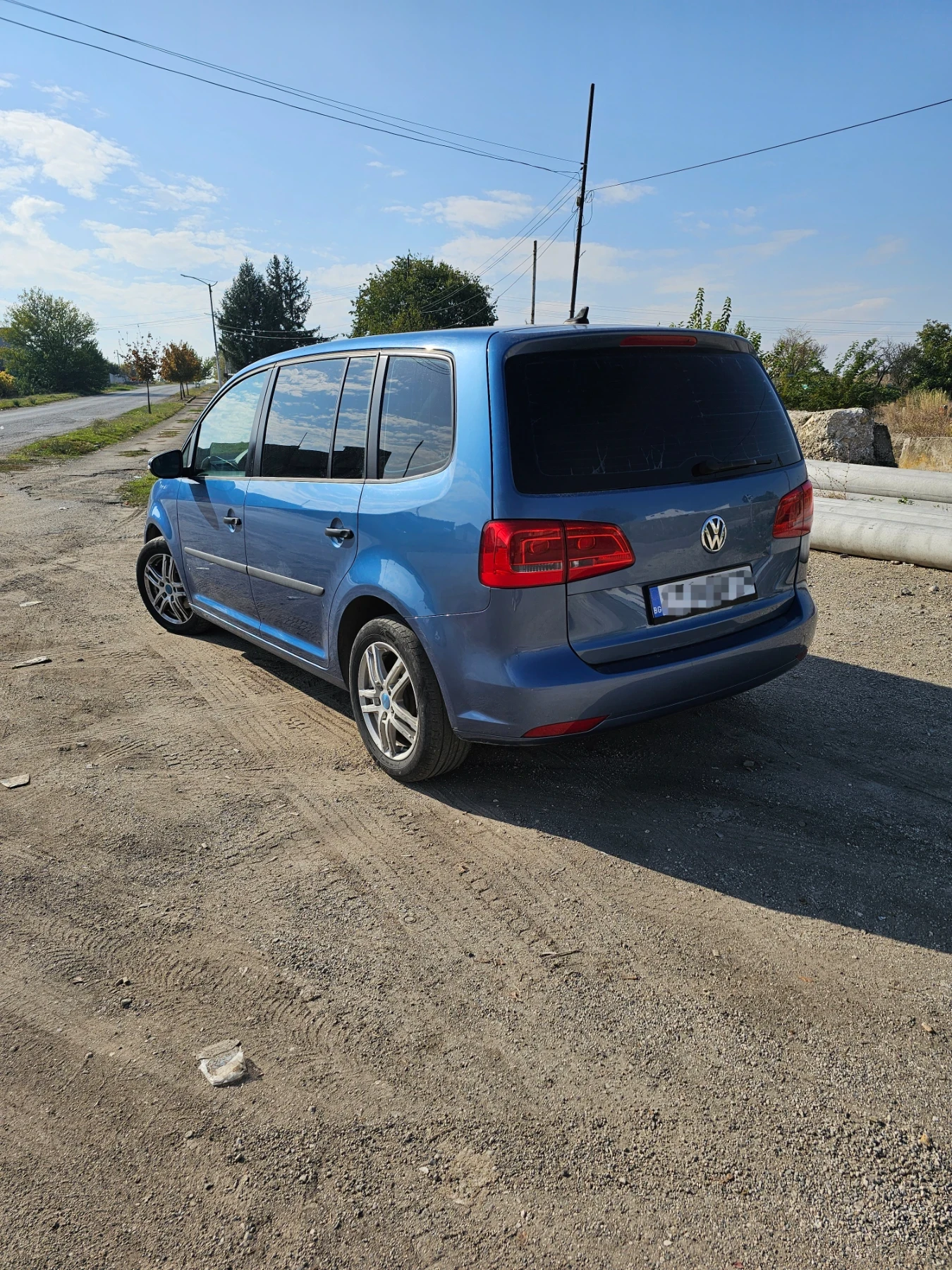 VW Touran 1.6 TDI/105ps/6+ 1 | Mobile.bg � ����������� 3