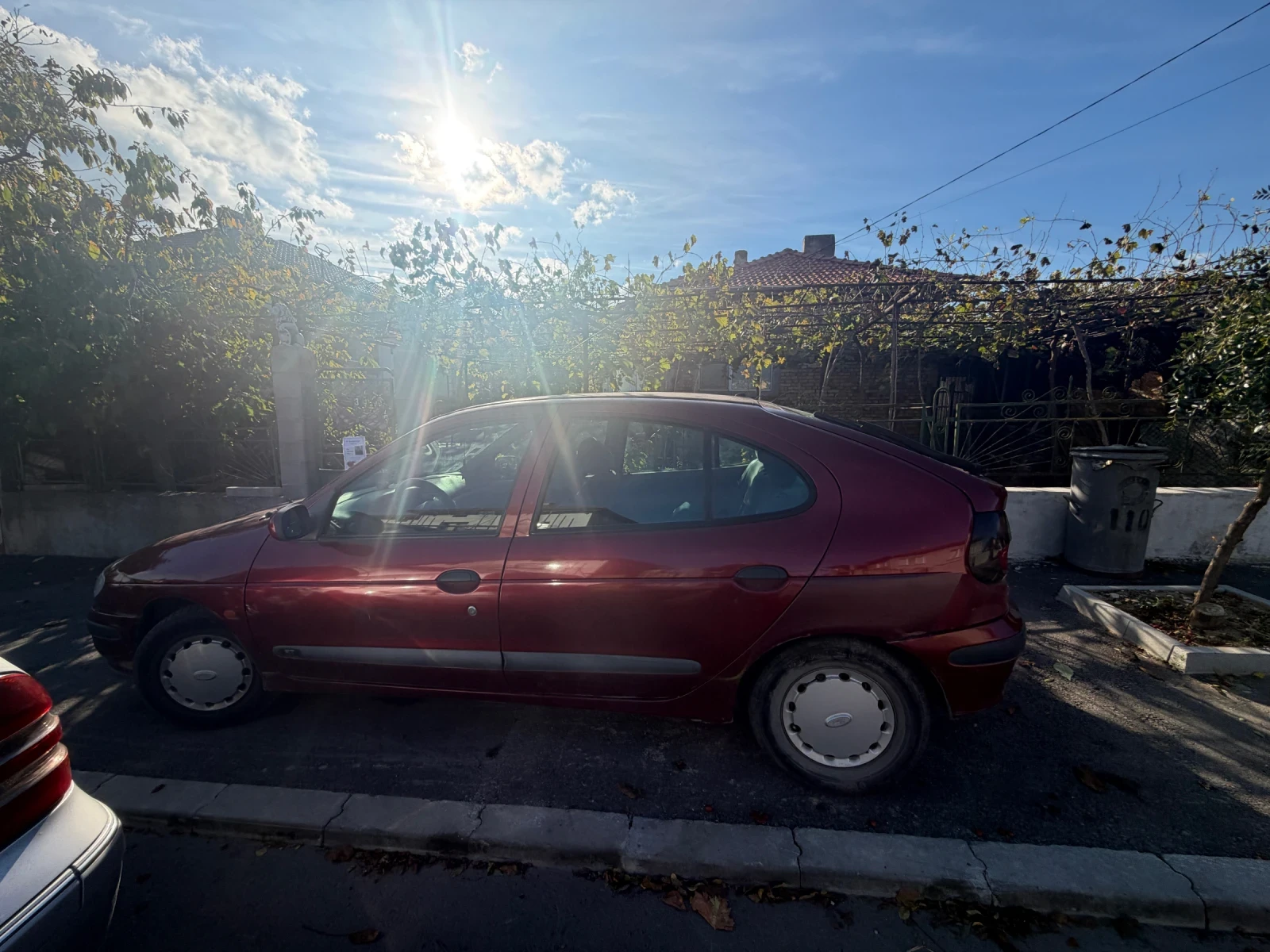 Renault Megane 1.6, снимка 4 - Автомобили и джипове - 56638926