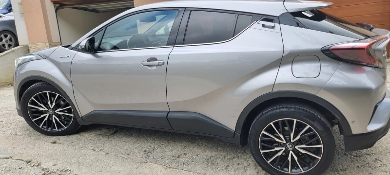 Toyota C-HR 1.8I hybrid, снимка 4 - Автомобили и джипове - 47393183