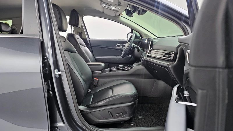 Kia Sportage 2.0 2WD NOBLESSE , снимка 9 - Автомобили и джипове - 52474445