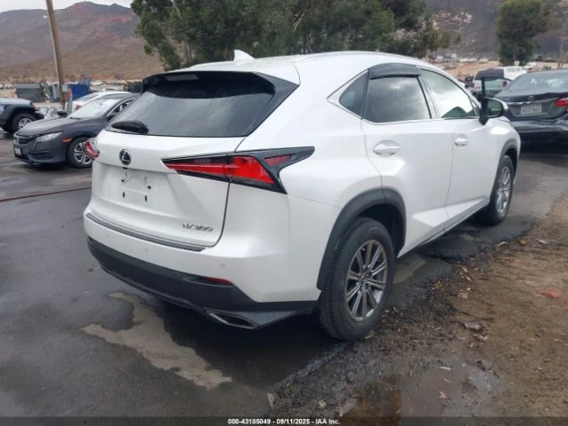 Lexus NX 300  - изображение 8