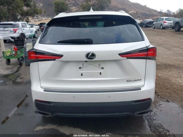 Lexus NX 300  - изображение 7