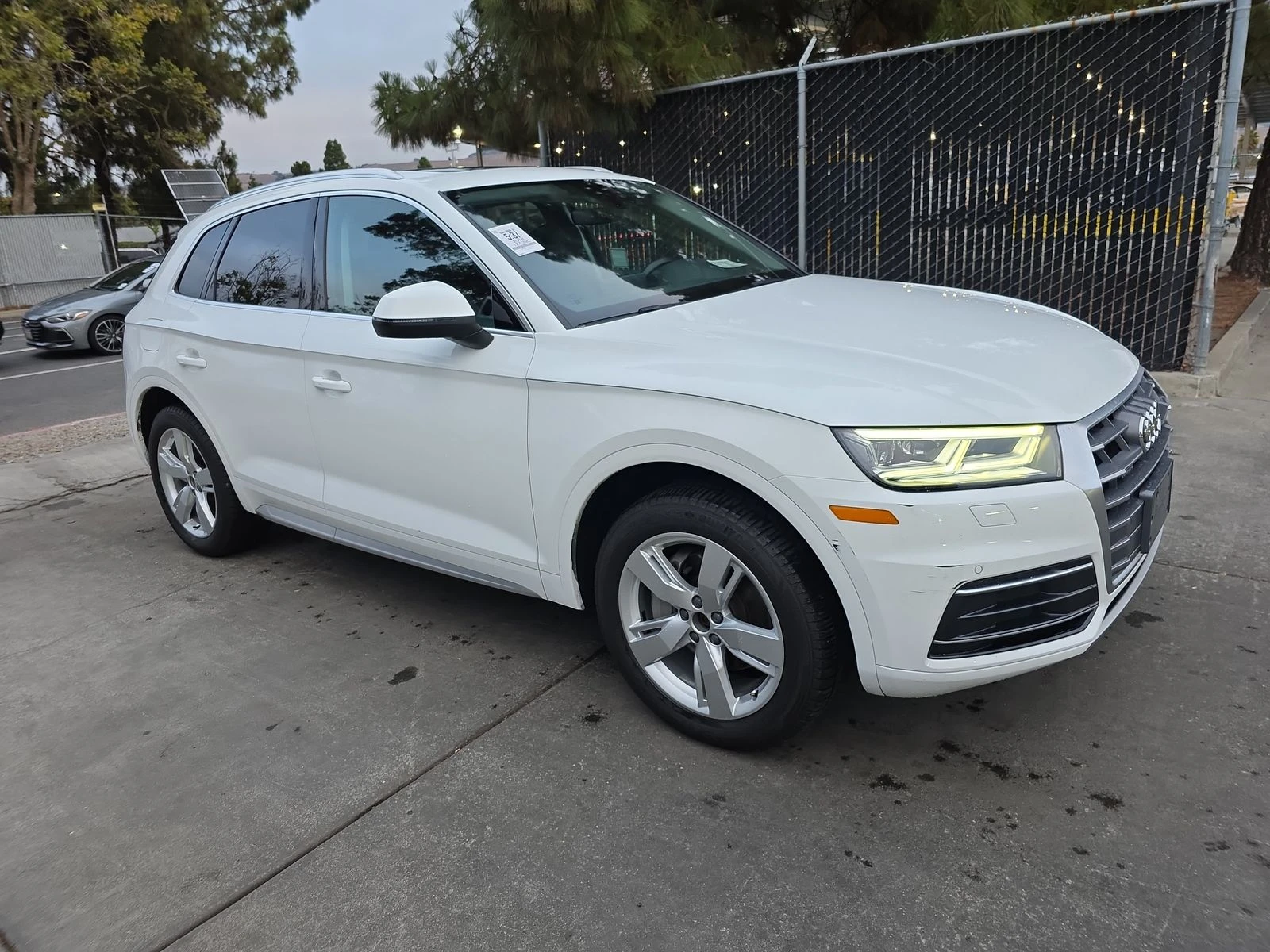 Audi Q5 MATRIX* DIGITAL* ПОДГРЕВ* КАМЕРА* ПАНО* KEYLESS* М - изображение 3