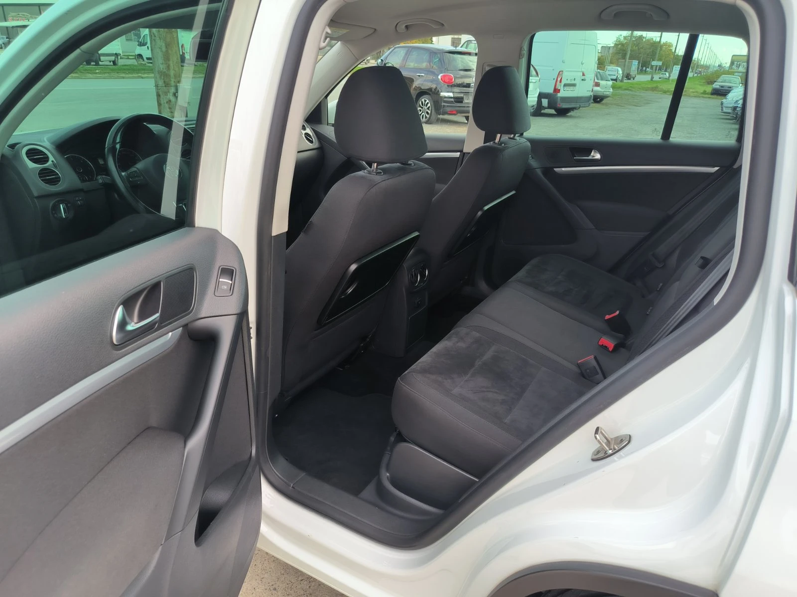 VW Tiguan 2.0d-4Motion-Automat-Euro-5B | Mobile.bg   16