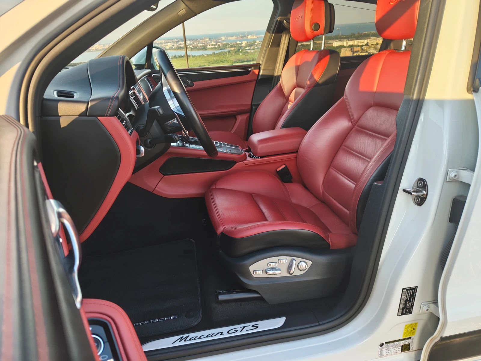 Porsche Macan MACAN GTS, снимка 11 - Автомобили и джипове - 54577227