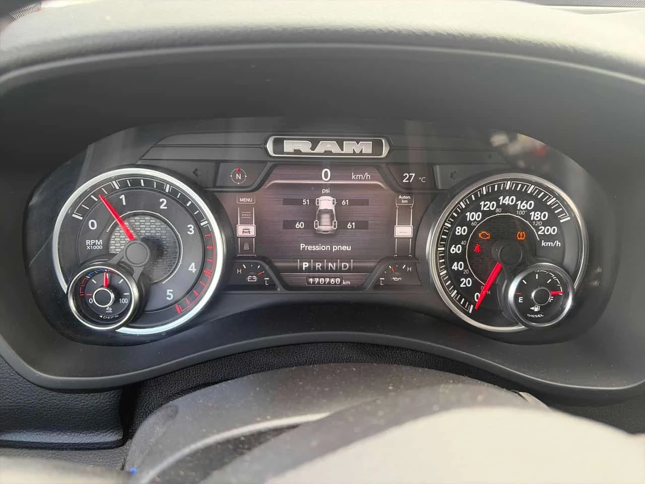 Dodge RAM 2500 * Big Horn * 360 * CARPLAY * ПОДГРЕВИ * ПАМЕТ, снимка 8 - Автомобили и джипове - 54586362