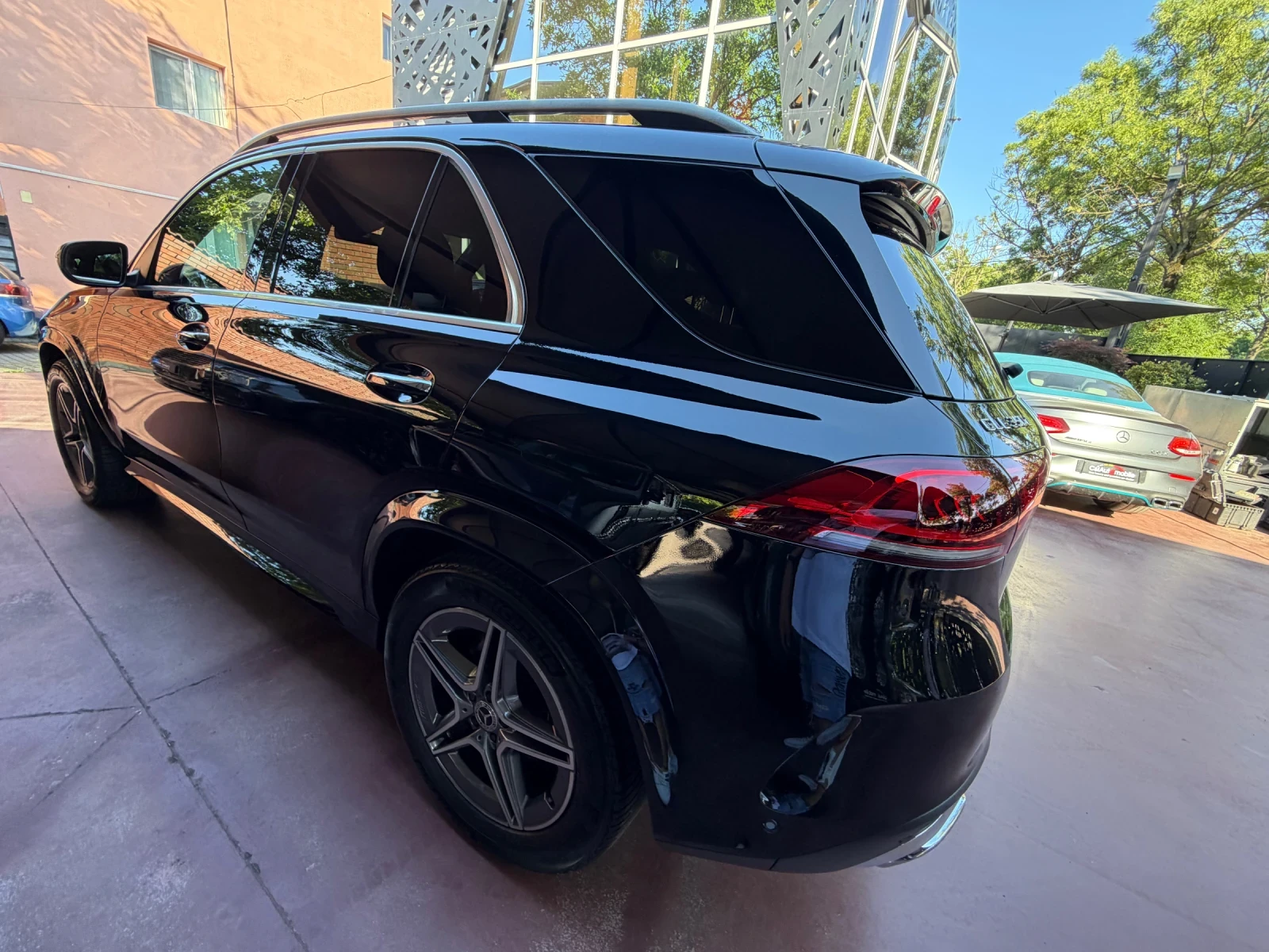 Mercedes-Benz GLE 350 AMG* ПАНОРАМА* AIRMATIC* FULL* MAX, снимка 4 - Автомобили и джипове - 54693331