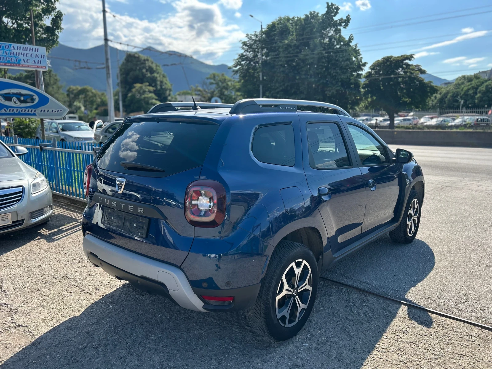 Dacia Duster бензин/газ, снимка 7 - Автомобили и джипове - 54697749
