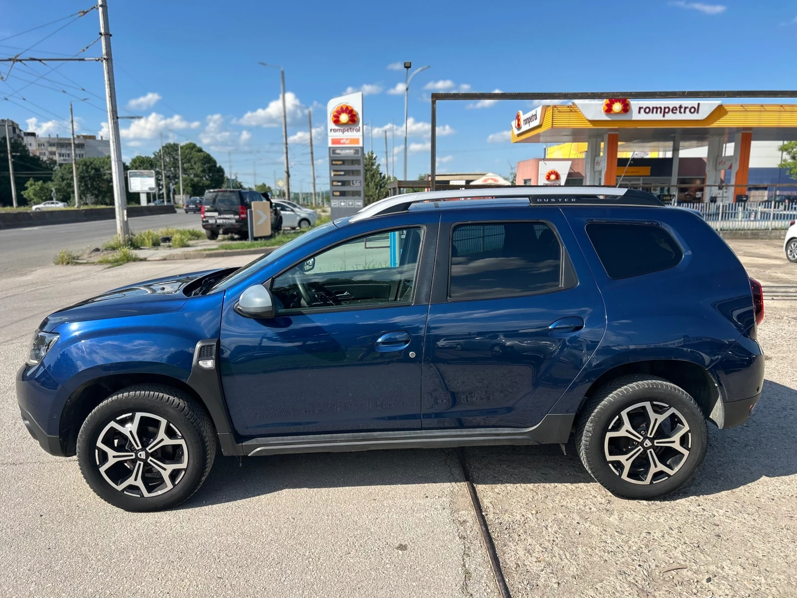 Dacia Duster бензин/газ, снимка 4 - Автомобили и джипове - 54697749