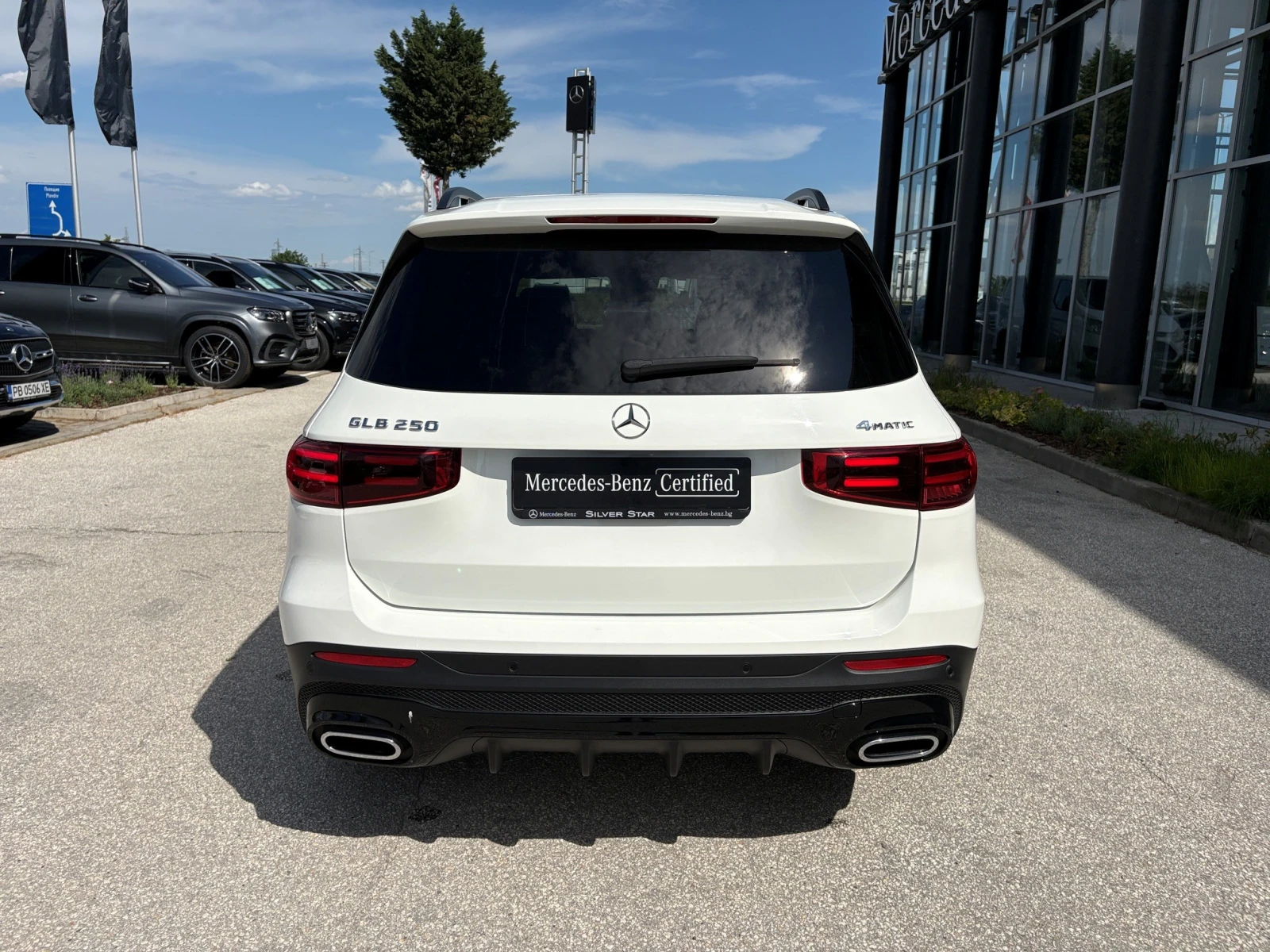 Mercedes-Benz GLB 250 4MATIC 6+ 1, снимка 5 - Автомобили и джипове - 54861583