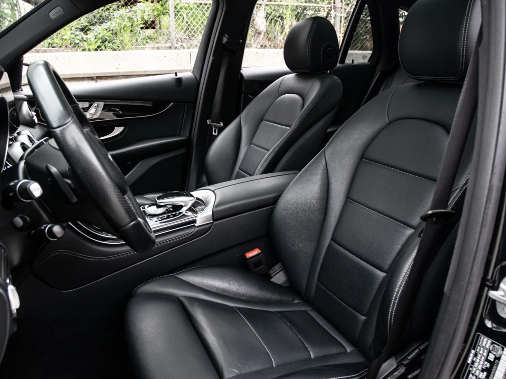 Mercedes-Benz GLC 300 GLC 300 4MATIC | Burmester | Panorama | HUD | Navi, снимка 10 - Автомобили и джипове - 55191837