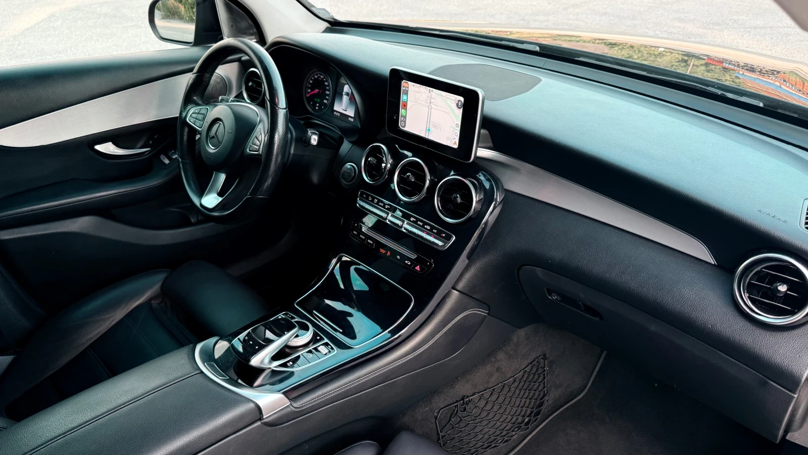 Mercedes-Benz GLC 250 d 4matic, снимка 9 - Автомобили и джипове - 55236551