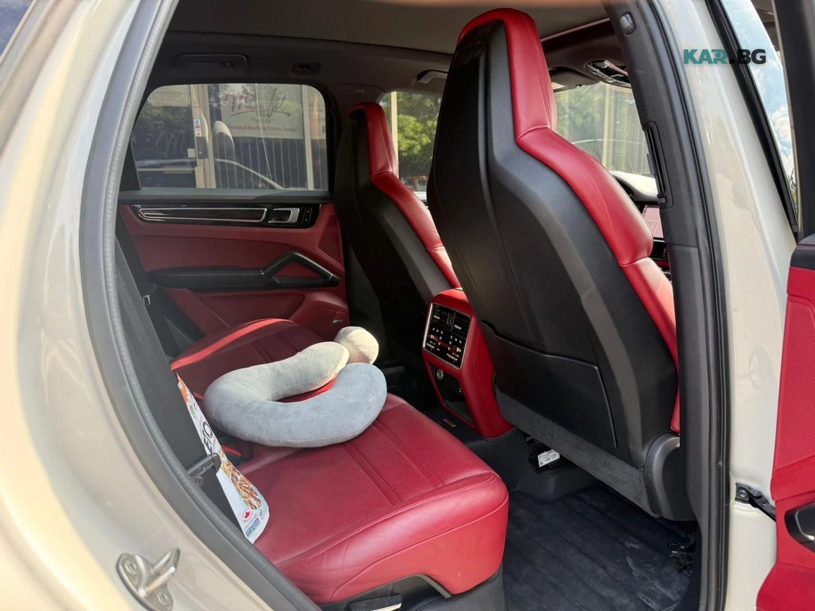 Porsche Cayenne E-Hybrid Автокредит Цена до България, снимка 13 - Автомобили и джипове - 56165285