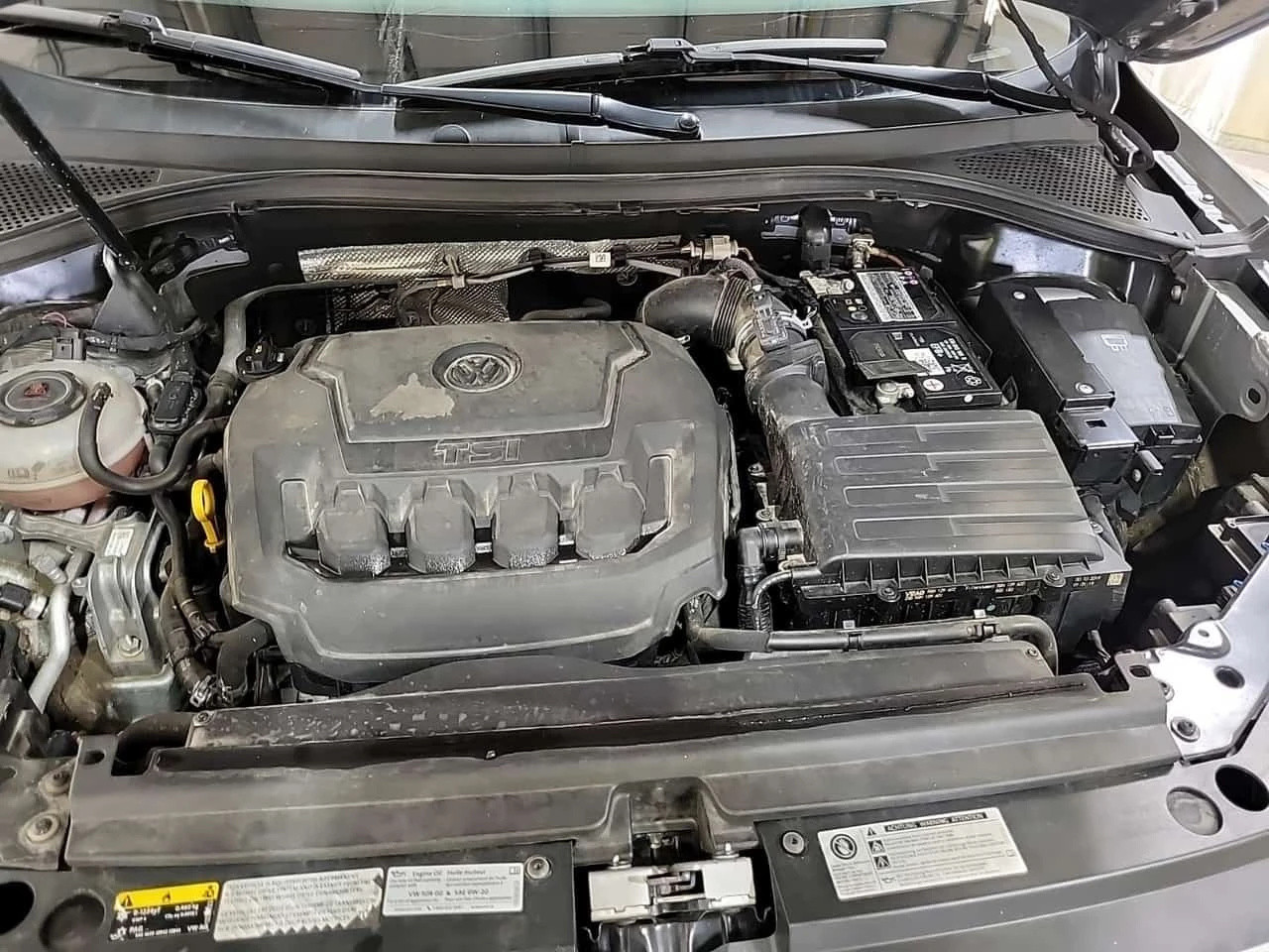 VW Tiguan * HIGHLINE * CARFAX * , снимка 17 - Автомобили и джипове - 56623265