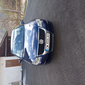 VW Passat Седан, снимка 3