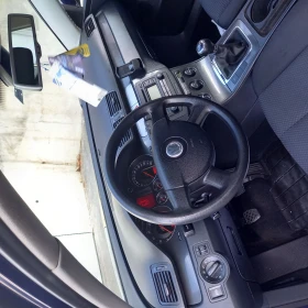 VW Passat Седан - 2750 € / 5378.53 лв. - 95589960 7