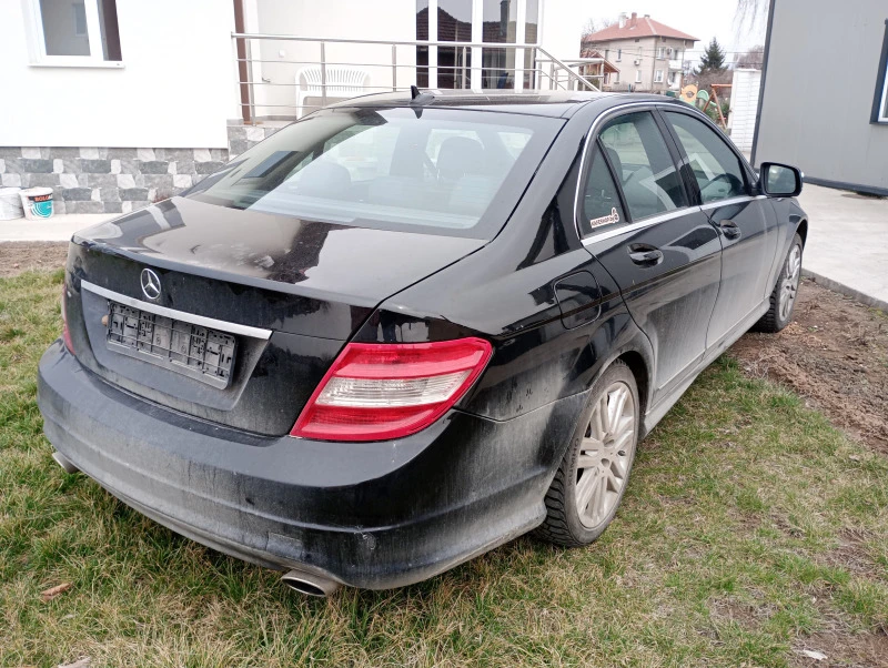 Mercedes-Benz C 300 300 4matic, снимка 3 - Автомобили и джипове - 44789220