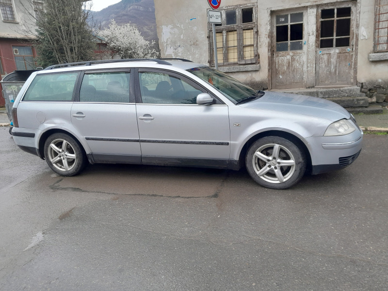 VW Passat 1.9 131, снимка 3 - Автомобили и джипове - 44838348