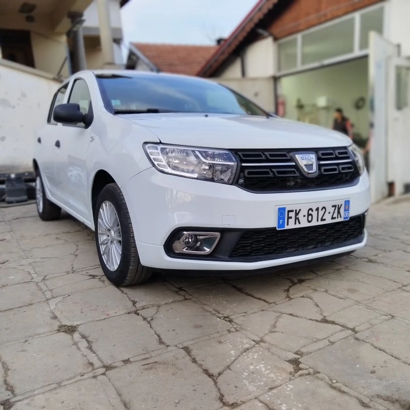 Dacia Sandero 1.0 Sce 75, снимка 2 - Автомобили и джипове - 47504152