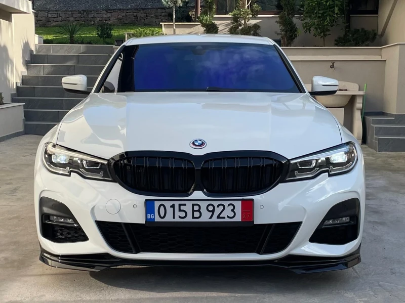 BMW 320  M PERFORMANCE, снимка 1 - Автомобили и джипове - 47459279