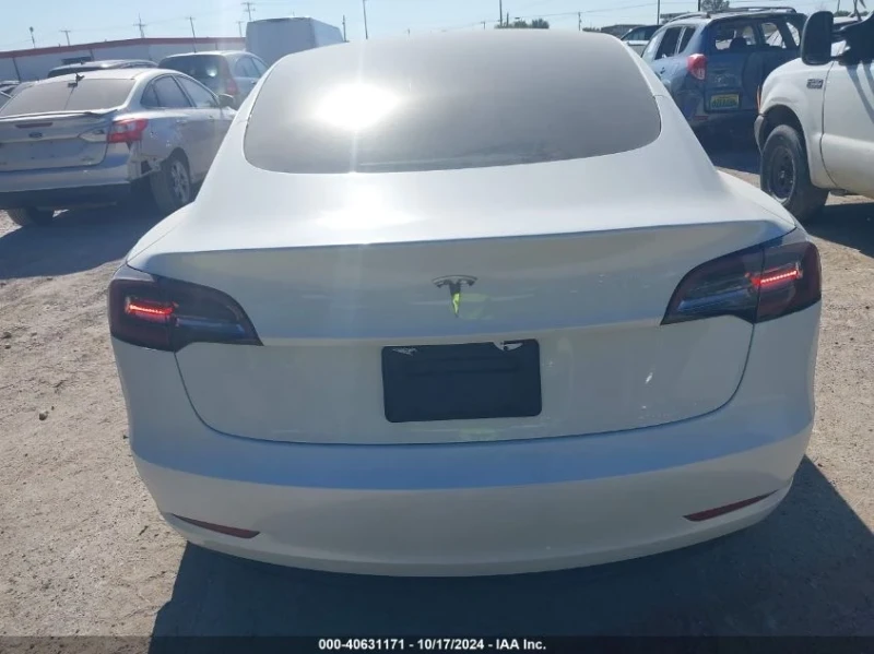 Tesla Model 3, снимка 2 - Автомобили и джипове - 48005425