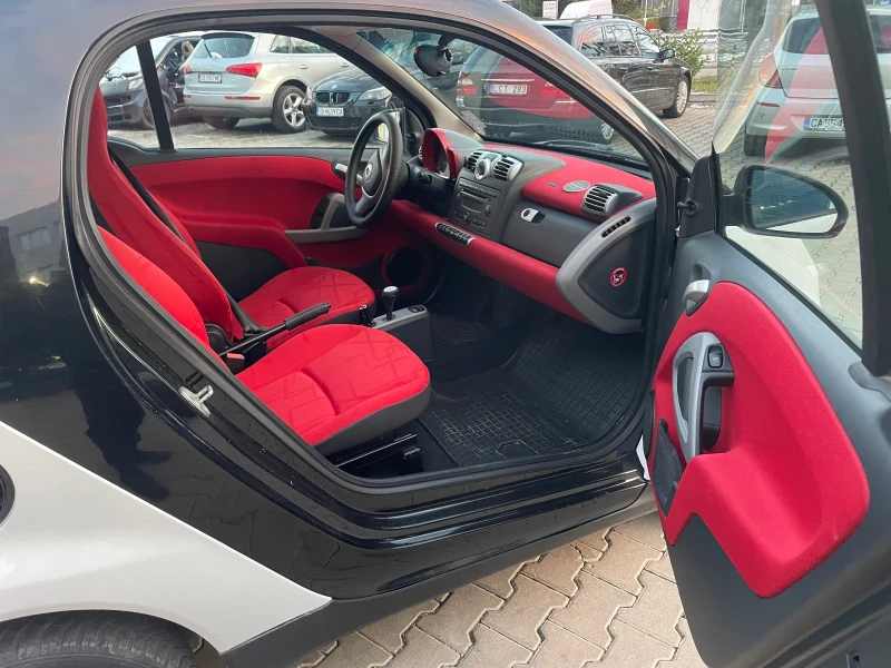 Smart Fortwo, снимка 7 - Автомобили и джипове - 48147460