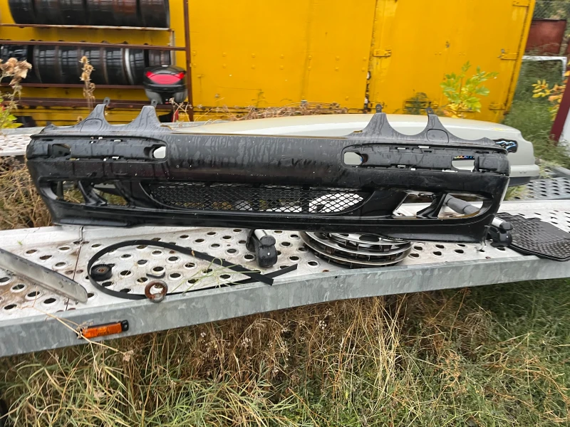 Mercedes-Benz E 270, снимка 12 - Автомобили и джипове - 52278511