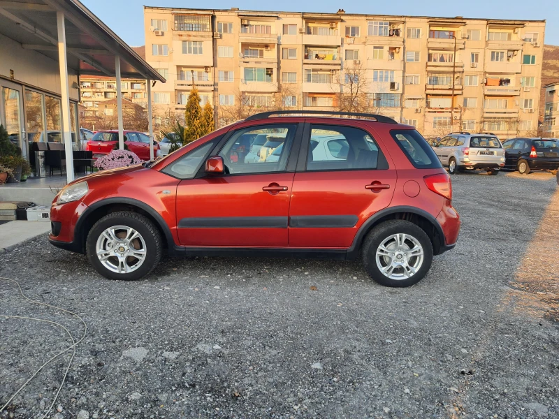 Suzuki SX4 1.6i 4x4, снимка 6 - Автомобили и джипове - 48329565