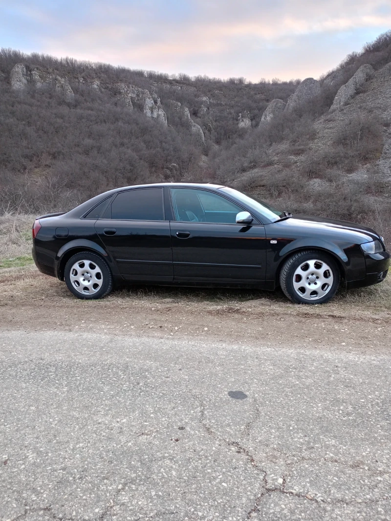 Audi A4 1.8Т Quattro + Газ, снимка 7 - Автомобили и джипове - 48340671