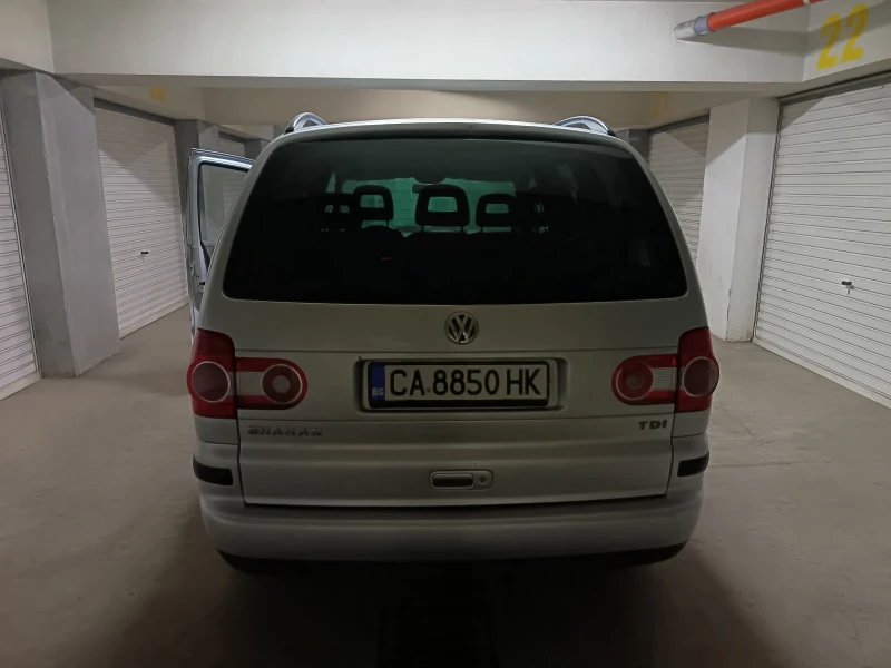 VW Sharan, снимка 10 - Автомобили и джипове - 48386336