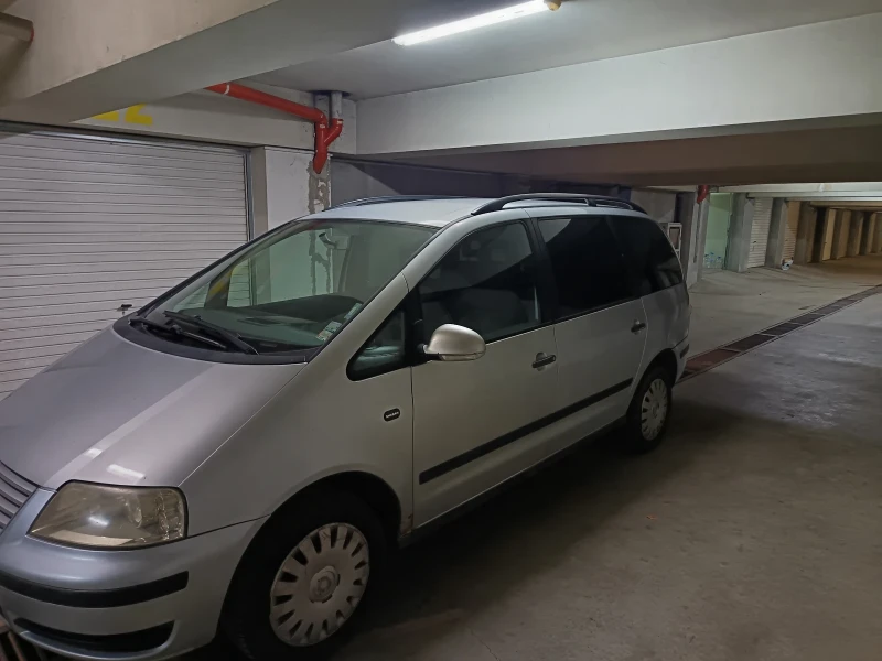 VW Sharan, снимка 3 - Автомобили и джипове - 48386336