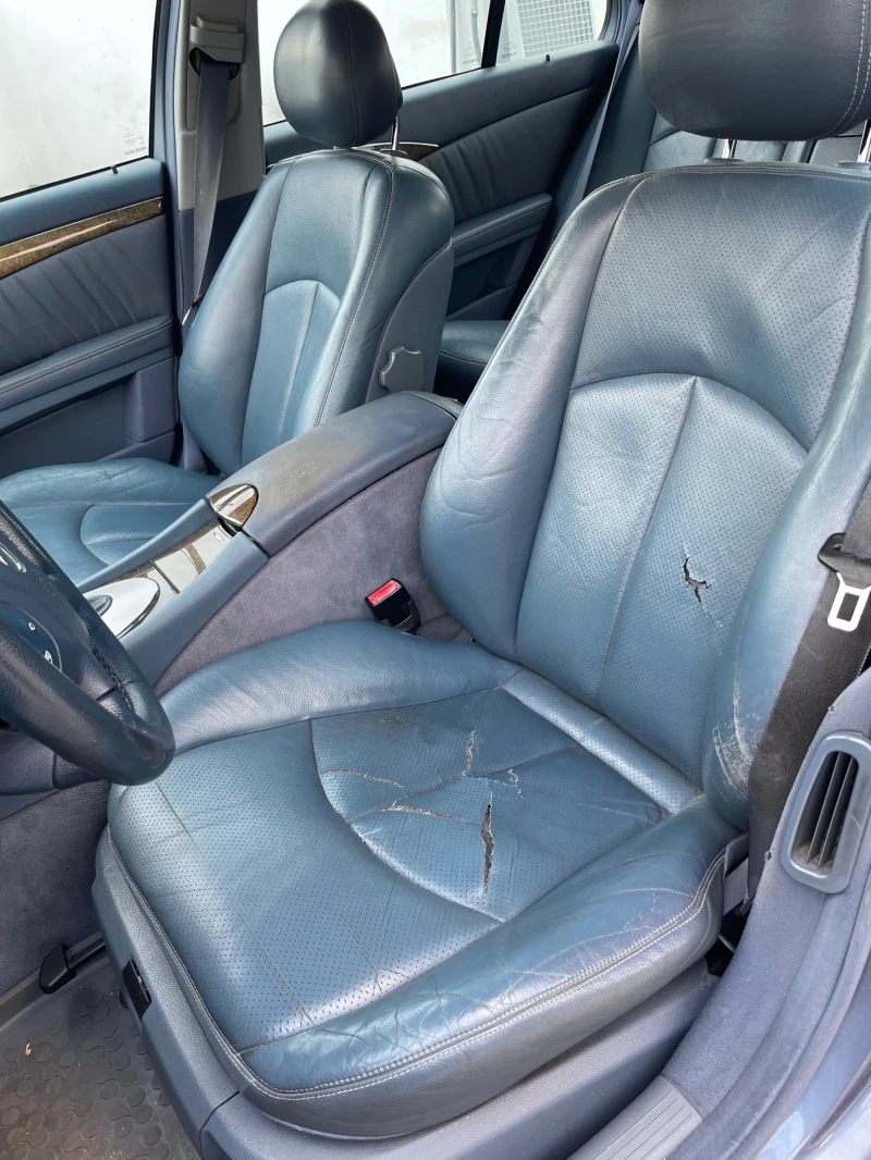 Mercedes-Benz E 320 LPG, снимка 10 - Автомобили и джипове - 52511739