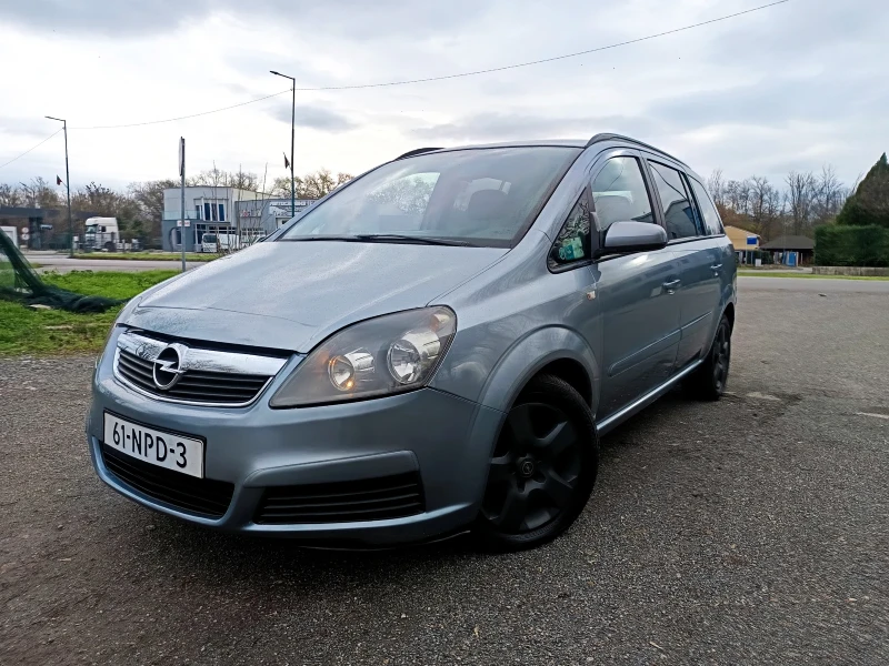 Opel Zafira 1.9 CDTI , снимка 5 - Автомобили и джипове - 52680668