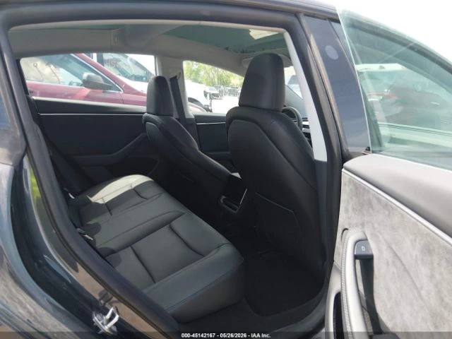 Tesla Model 3 LONG RANGE* DUAL MOTOR* КОЖА* ПОДГРЕВ* ПАНОРАМА* , снимка 8 - Автомобили и джипове - 55433886