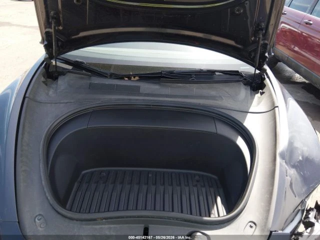 Tesla Model 3 LONG RANGE* DUAL MOTOR* КОЖА* ПОДГРЕВ* ПАНОРАМА* , снимка 9 - Автомобили и джипове - 55433886