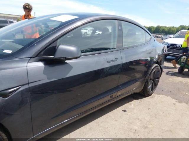 Tesla Model 3 LONG RANGE* DUAL MOTOR* КОЖА* ПОДГРЕВ* ПАНОРАМА* , снимка 13 - Автомобили и джипове - 55433886