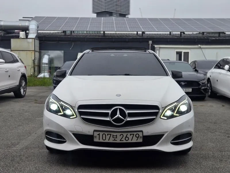 Mercedes-Benz E 300 Avantgarde