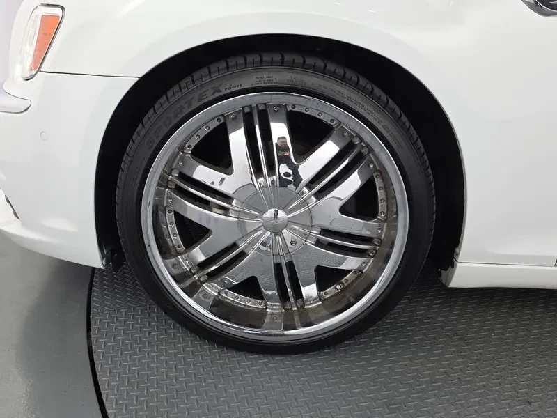 Chrysler 300c 3.0D - САМО 30% АВАНС, снимка 5 - Автомобили и джипове - 55991364
