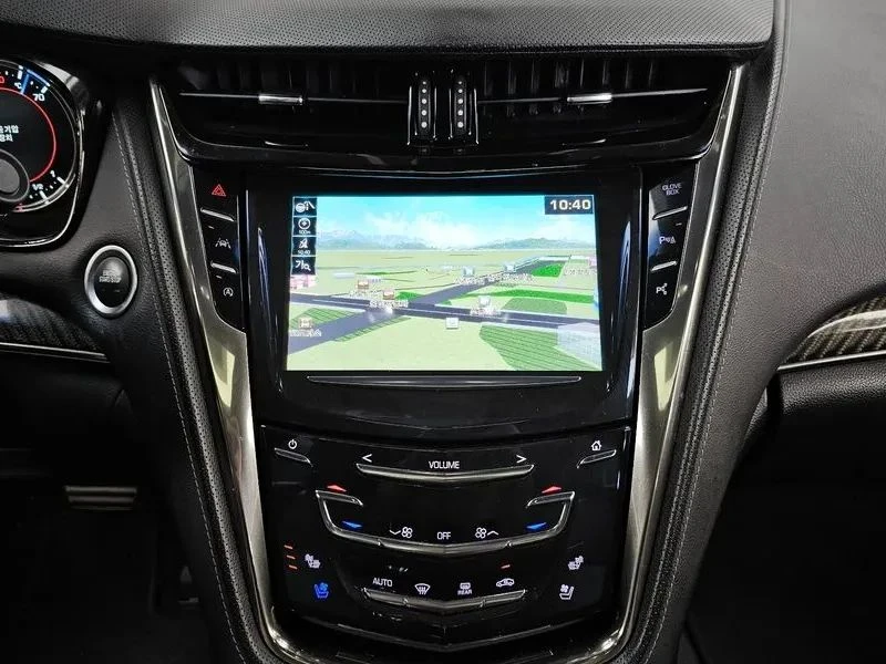 Cadillac Cts, снимка 14 - Автомобили и джипове - 56687724