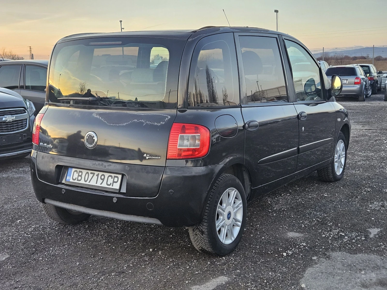 Fiat Multipla 1, 6i- 5+ 1 места - изображение 6