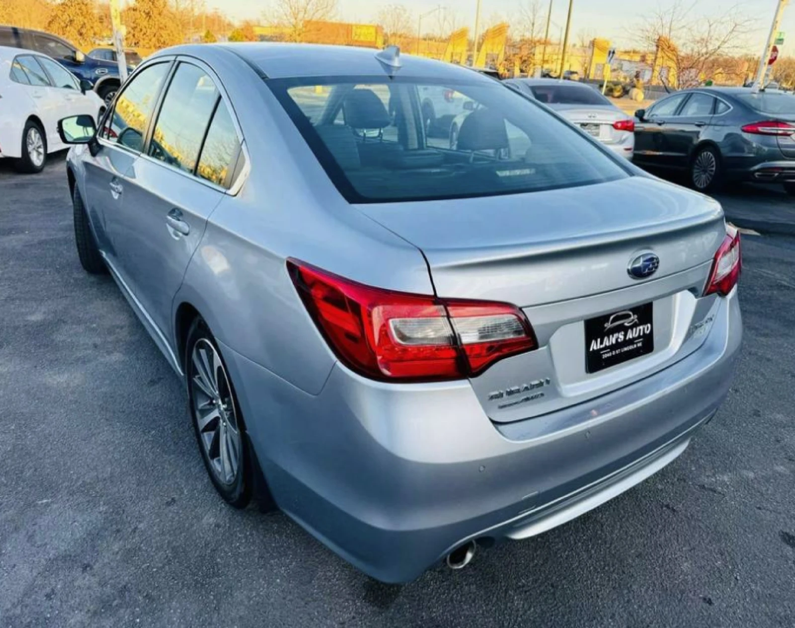 Subaru Outback 2.5 Premium AWD - изображение 4